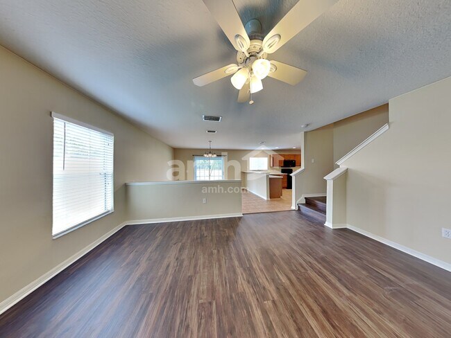 Foto del edificio - 19820 Timberbluff Drive