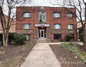 Building Photo - 4208 Benning Rd NE