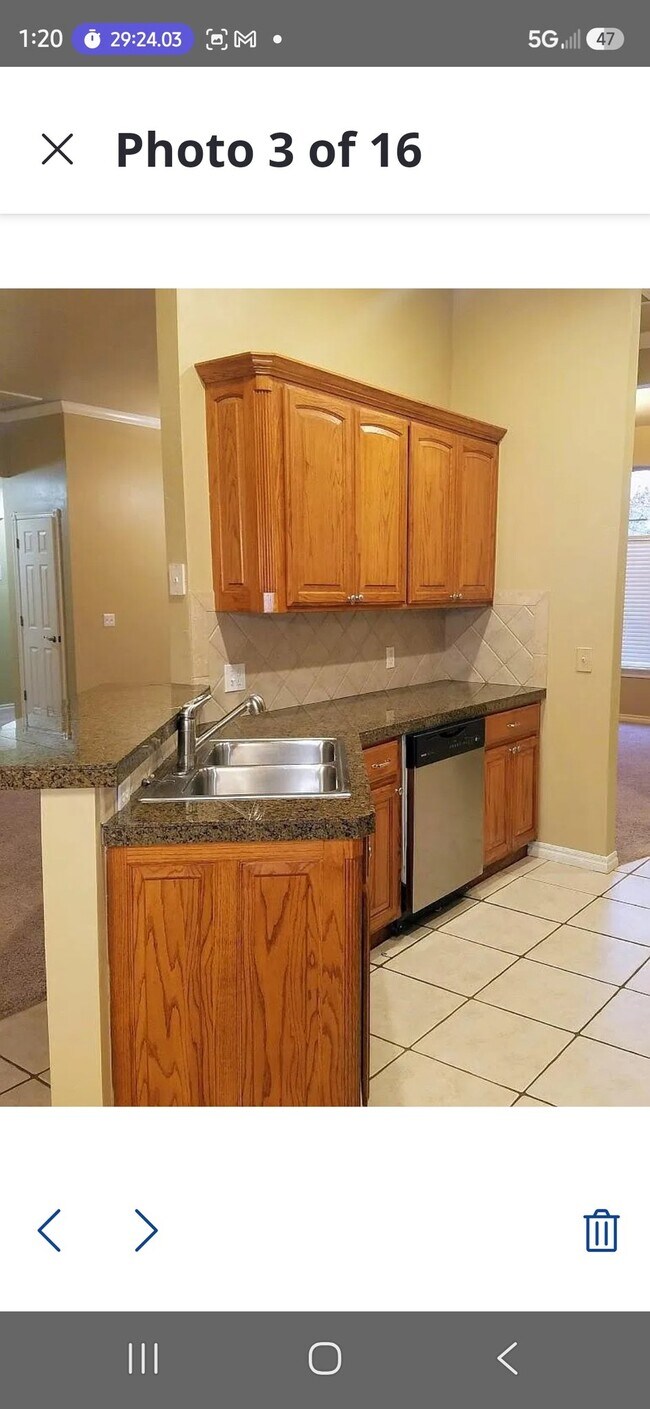 Foto del edificio - 11228 NW 101st St