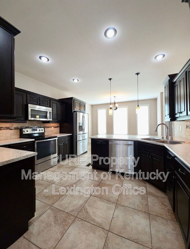 Foto del edificio - 401 Buckwalter Ct