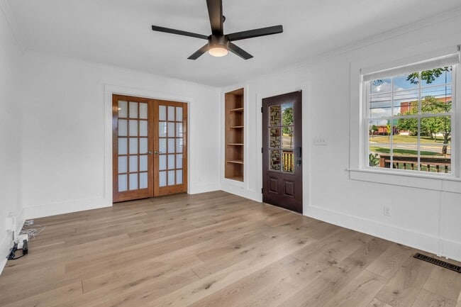 Building Photo - Beautiful Inglewood Stone Cottage, just 2 ...