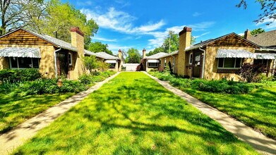 Building Photo - Lovely Mid Century 2 Bed 1 Bath Courtyard Row Home in the Heart of Denver!