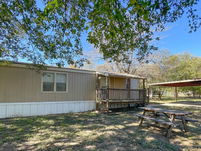 Building Photo - 436 Daybreak St