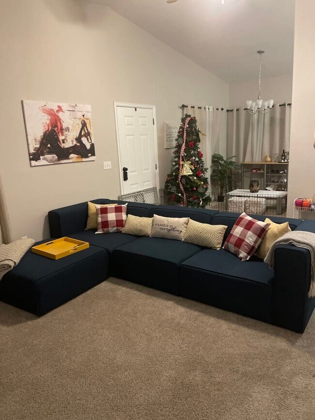 Living Room - 2221 Devonshire Ct