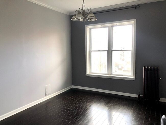 Building Photo - 1707 W Wallen Ave