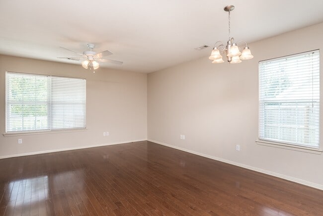 Photo - Appliances Included! House