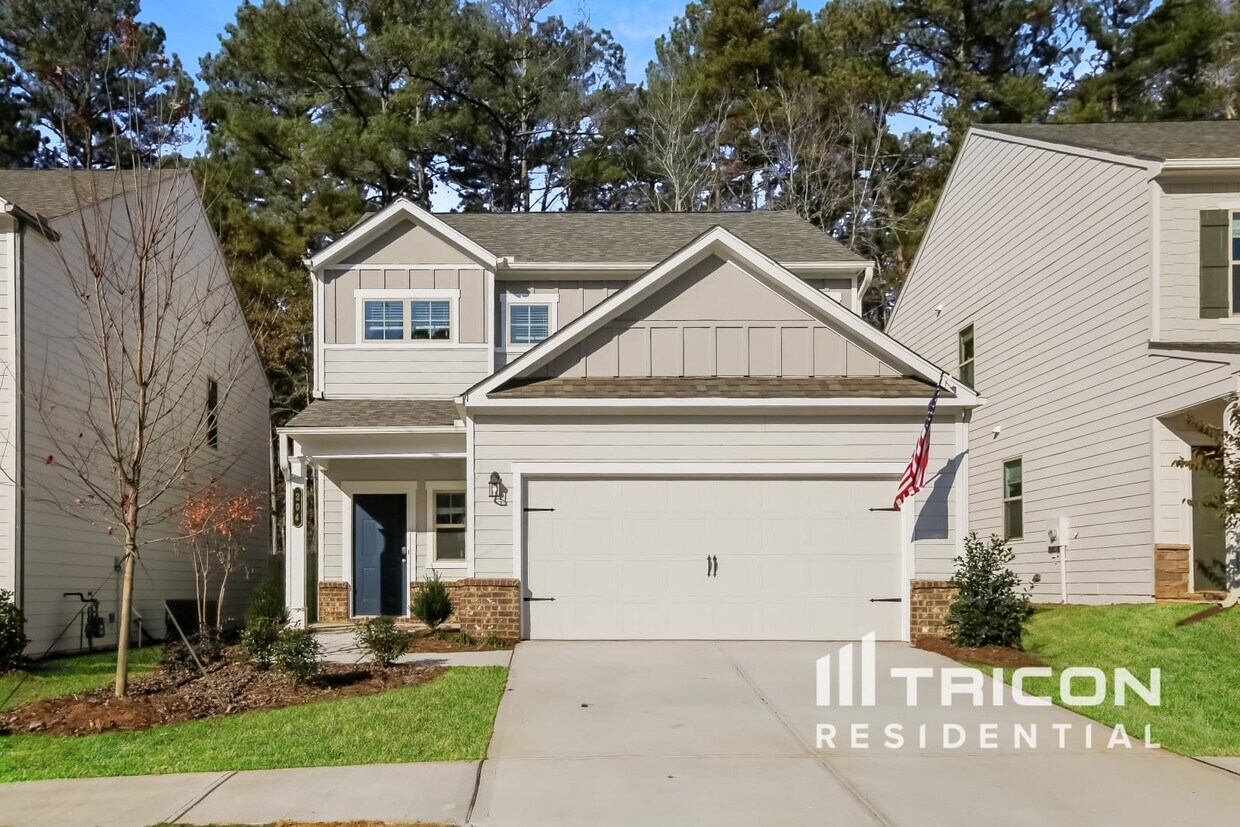 Foto principal - 204 Chapelcrest Ln