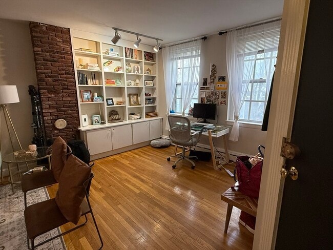 Building Photo - 43 Grove St