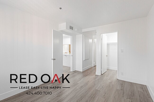 Foto del edificio - 18700 Florida St