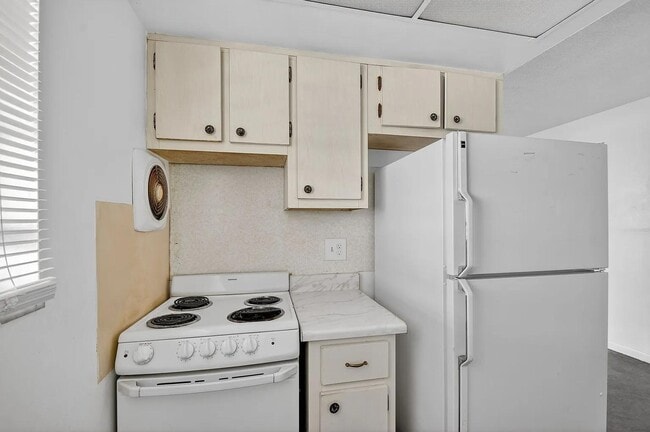 Foto del edificio - 1406 Barton Rd