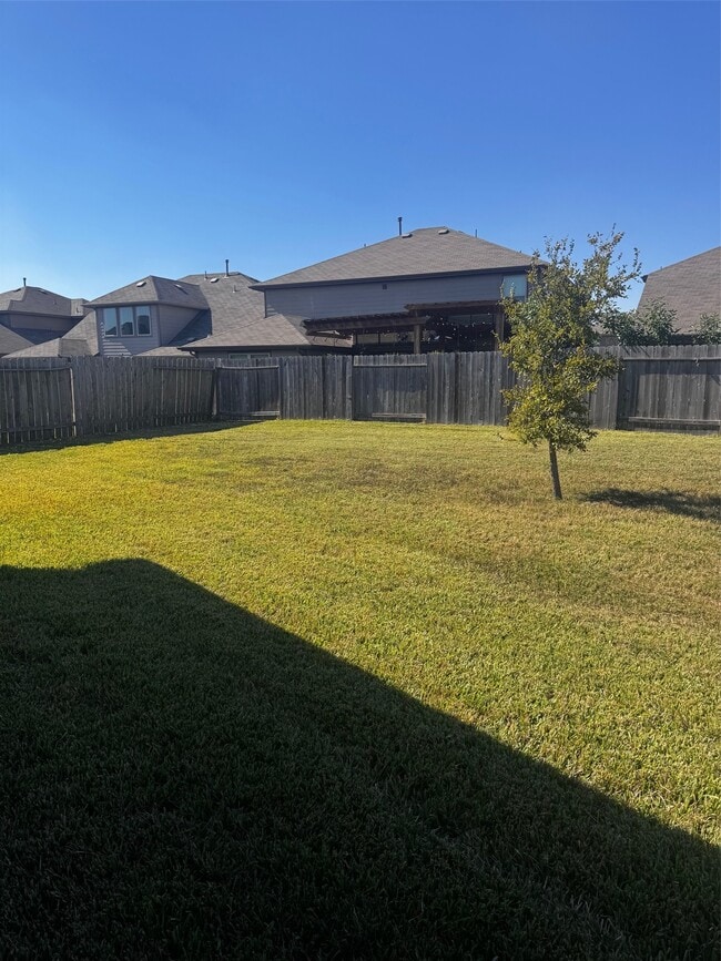 Building Photo - 5515 Russett Bay Ct