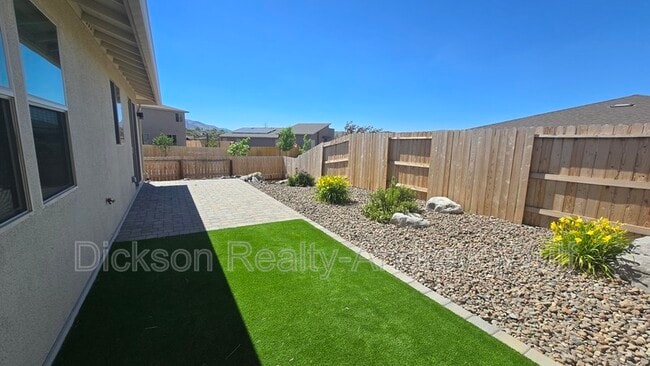Building Photo - 401 Pasillo Ct