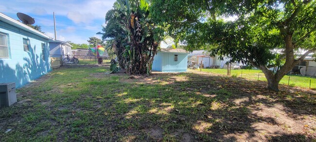 Foto del edificio - 2439 2nd Avenue SE