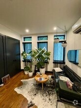 Building Photo - 812 St Johns Pl