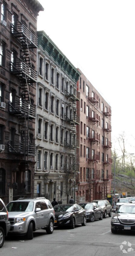 Building Photo - 3 W 103rd St