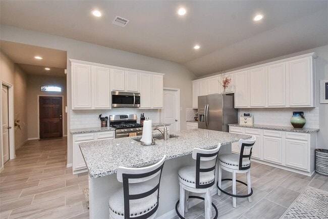 Building Photo - 18119 Humber River Ln
