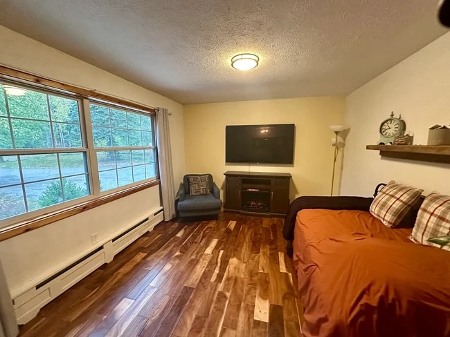 Foto del edificio - 2943 N Reynolds Rd