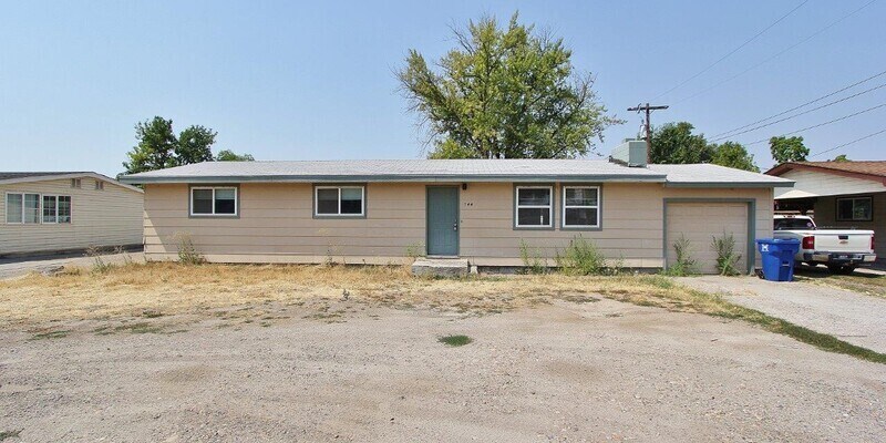 Primary Photo - 344 S 16th St