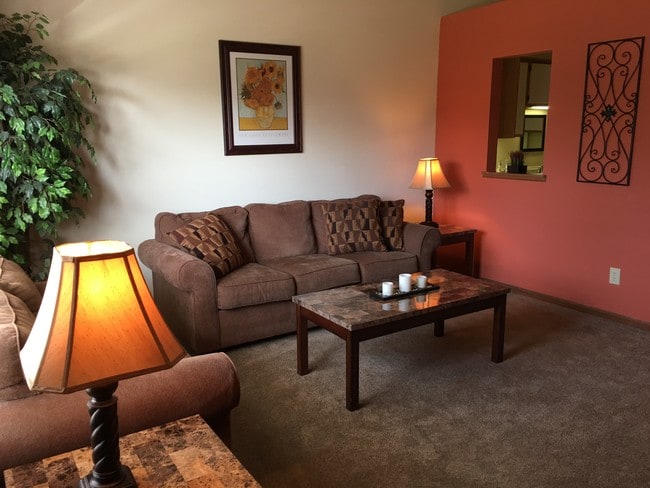 Model Living Room - Covey Run Apartments