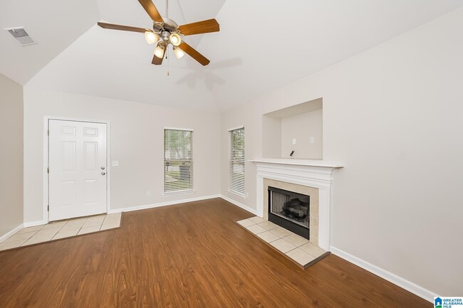 Building Photo - 485 Fox Run Cir
