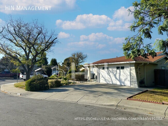 Foto del edificio - 34134 Auden Ct