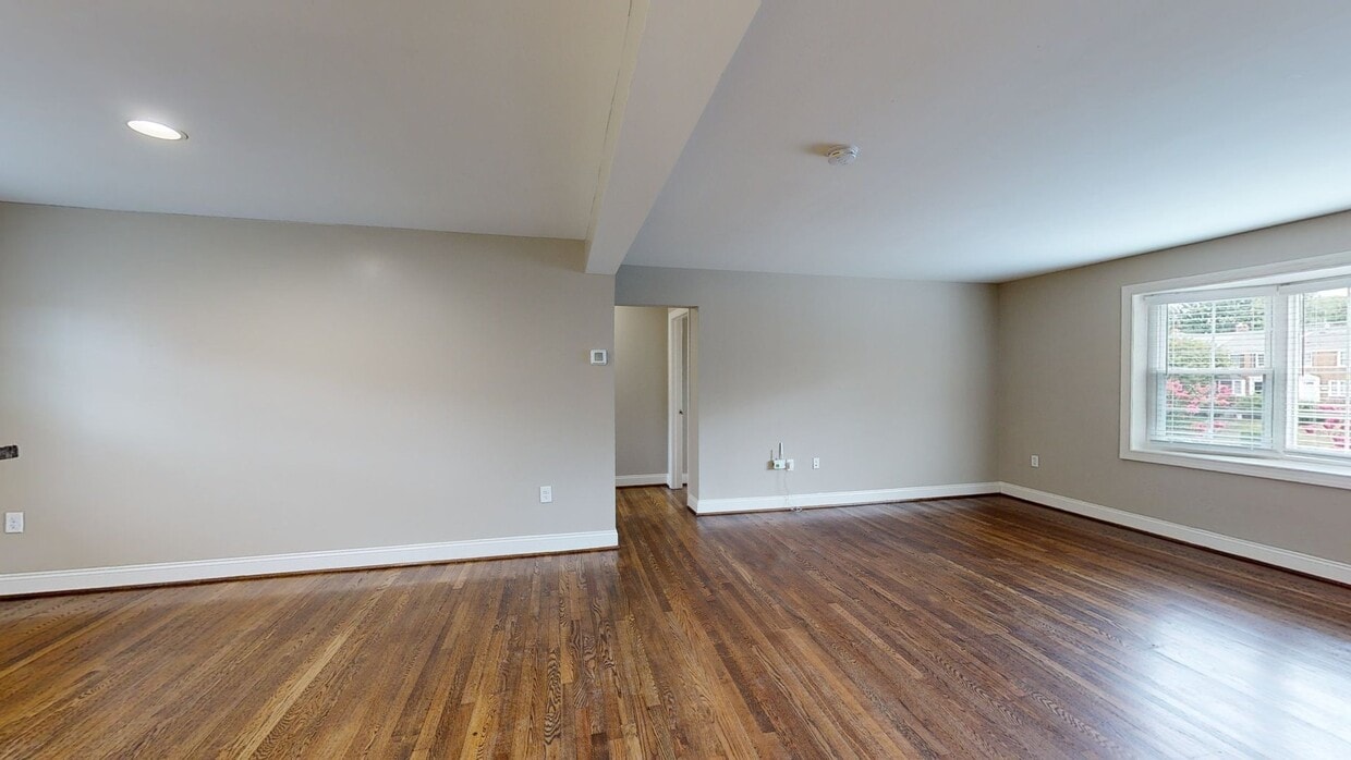 Photo - Rodgers Forge Apartments