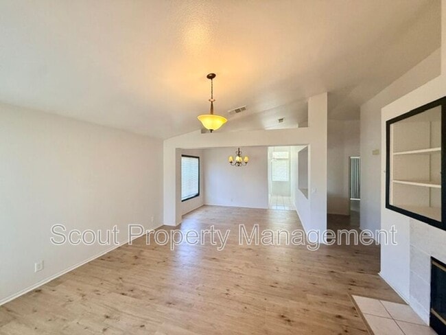Building Photo - 45369 Tejon Ct