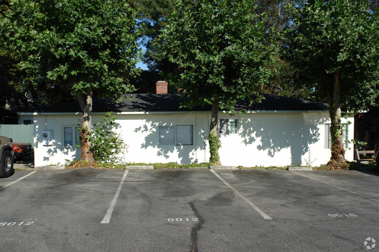 6020 Soquel Dr, Aptos, CA 95003 Apartments in Aptos, CA