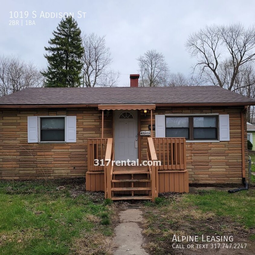 Primary Photo - West Indy 2BR House w/Fenced Backyard!
