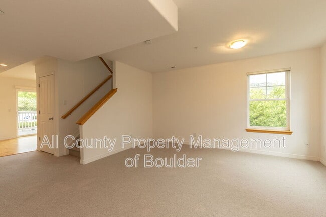 Building Photo - 911 Laramie Blvd