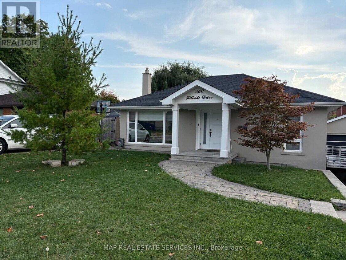 Photo principale - 260 Hillside Dr