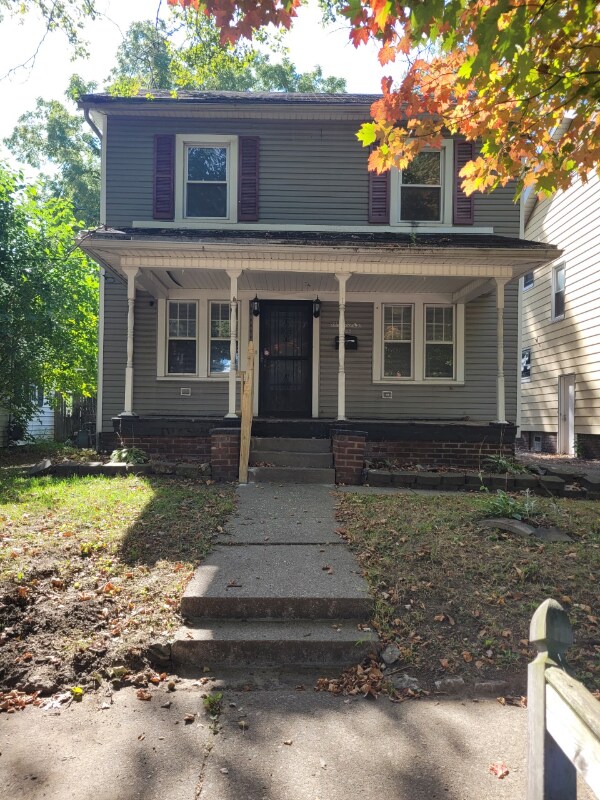 Primary Photo - 1725 Talbot St