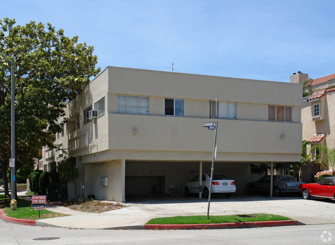Gregory Capri 801 S Sherbourne Dr Los Angeles, CA Apartments for