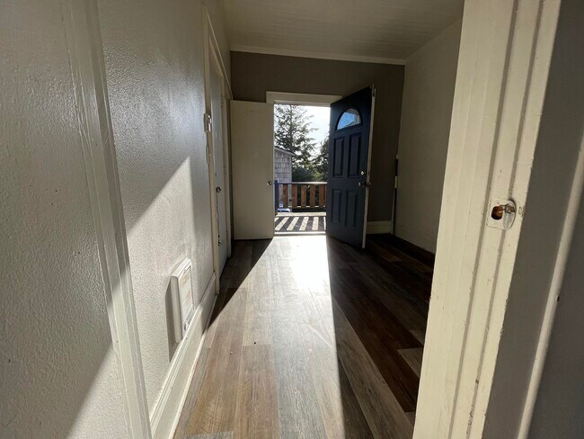 Foto del edificio - 430 S Holladay Dr