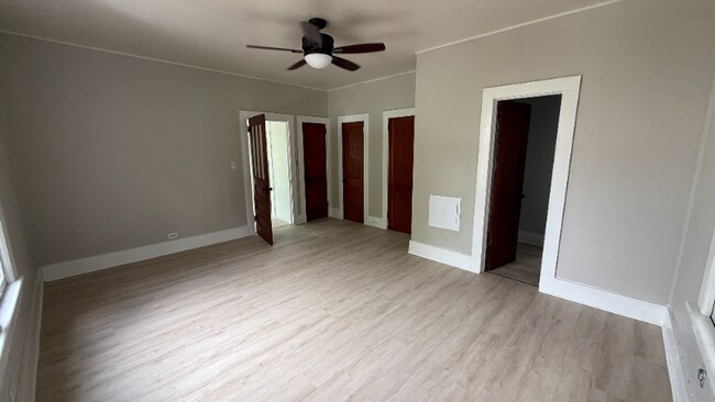Foto del edificio - 452 SE Nassau St