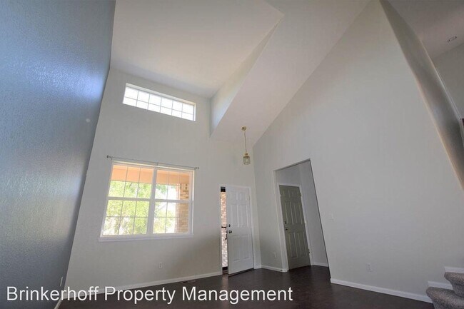 Building Photo - 5 br, 3 bath House - 11862 Altura St