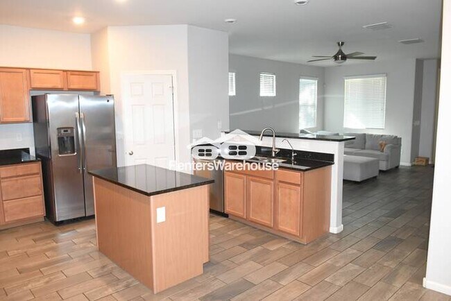 Foto del edificio - Ideal 4 Br 3.5 Ba 2 Cg Gated Home with Mother-In-Law Suite Near Southern and 16th St