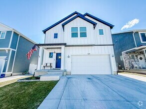 Building Photo - 549 N Orchard Dr