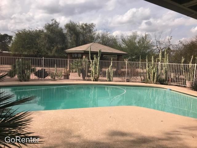 Foto del edificio - 3 br, 2 bath House - 10616 N 60th Pl,