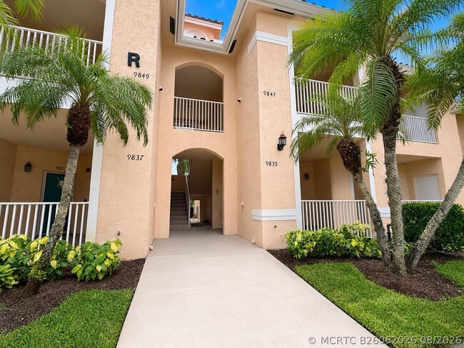 Building Photo - 9847 Perfect Dr