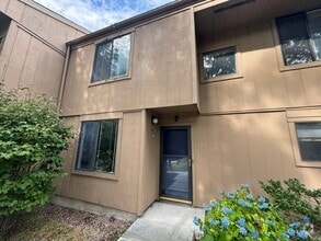 Building Photo - 38 Granite Rd