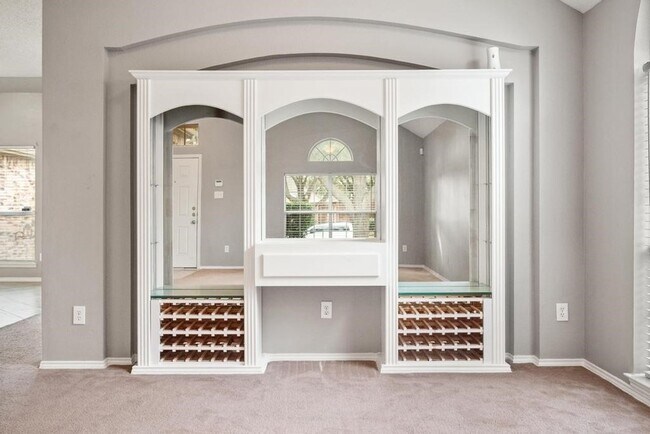 Foto del edificio - 7700 Glenoaks Dr