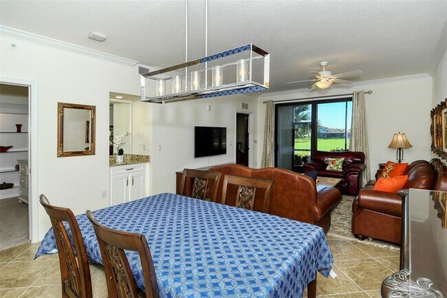 Building Photo - 5557 Palmer Cir
