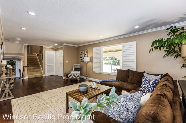 Building Photo - 4 br, 3 bath House - 2424 Ascension Drive