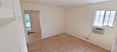 Foto del edificio - 22606 Burton St