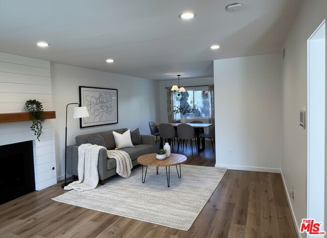 Foto del edificio - 13123 Magnolia Blvd