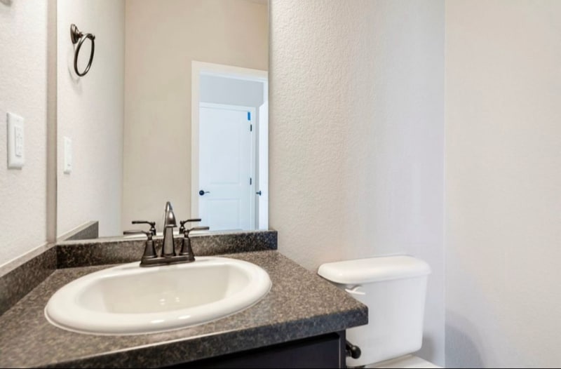 Building Photo - 6933 4th St Rd