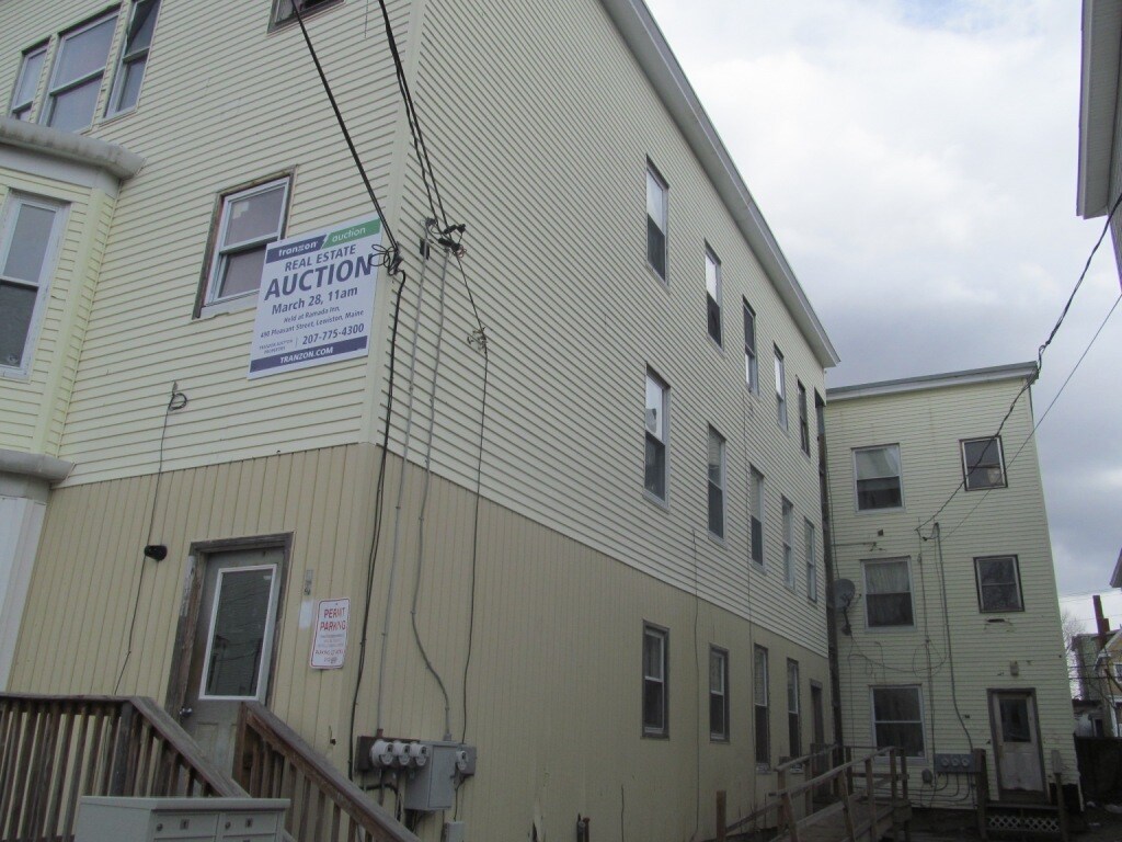 Primary Photo - 2-54-52 Pierce St