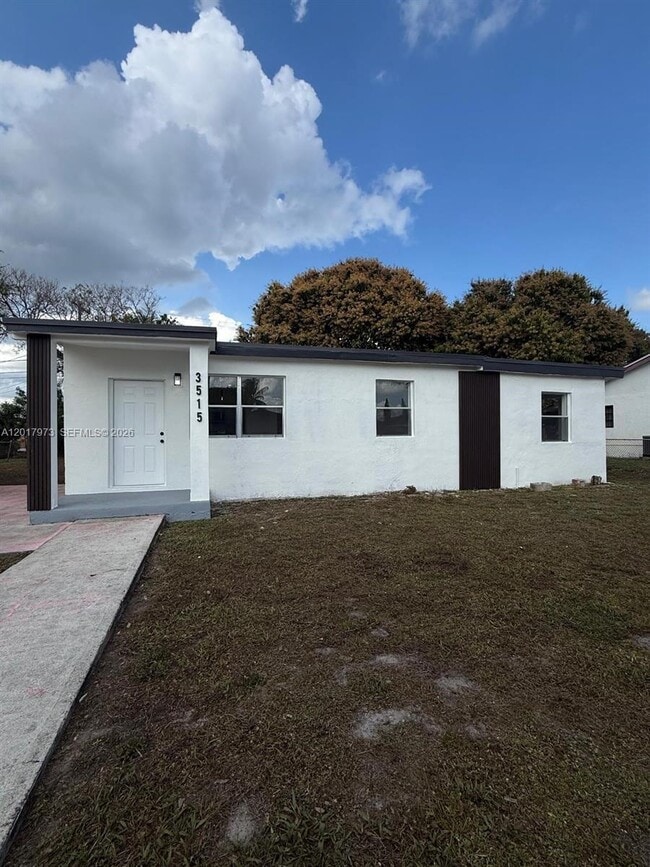 Building Photo - 3515 NW 213th St