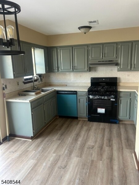 Building Photo - 43 Parker Rd